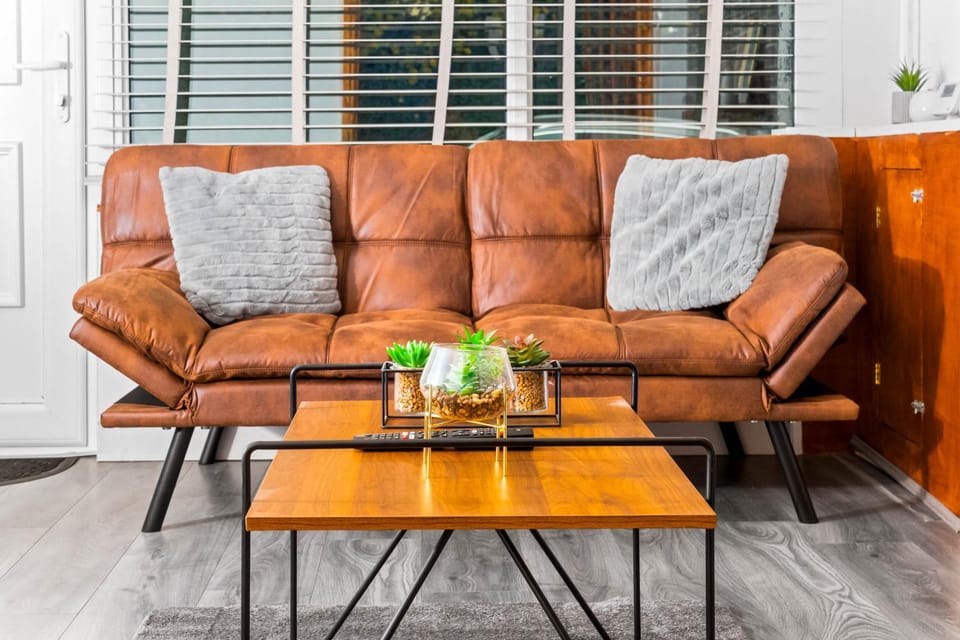 Birmingham 1 Bedroom Apartment Apartment in Solihull