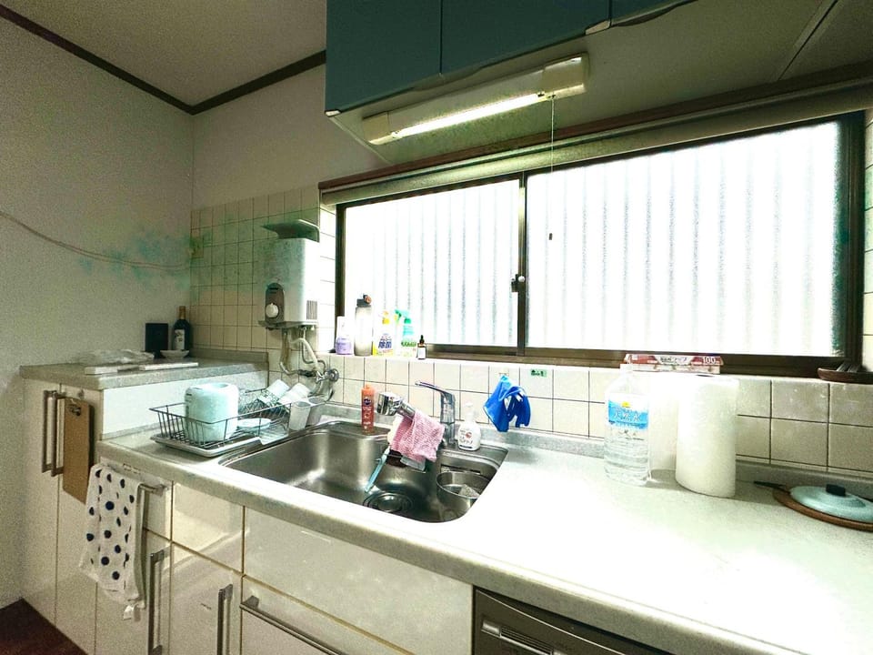 Kitchen or kitchenette, Communal kitchen