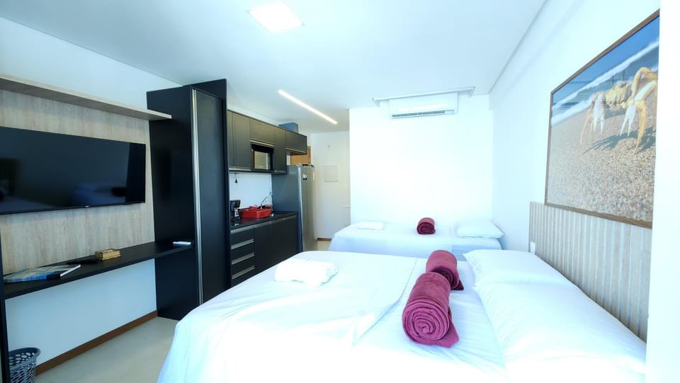 Bed, TV and multimedia, Bedroom, wardrobe, air conditioner