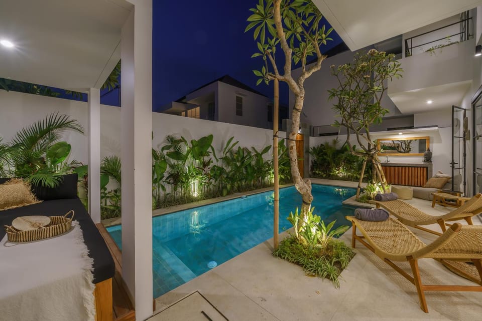 Patio, Night, Swimming pool, Swimming pool