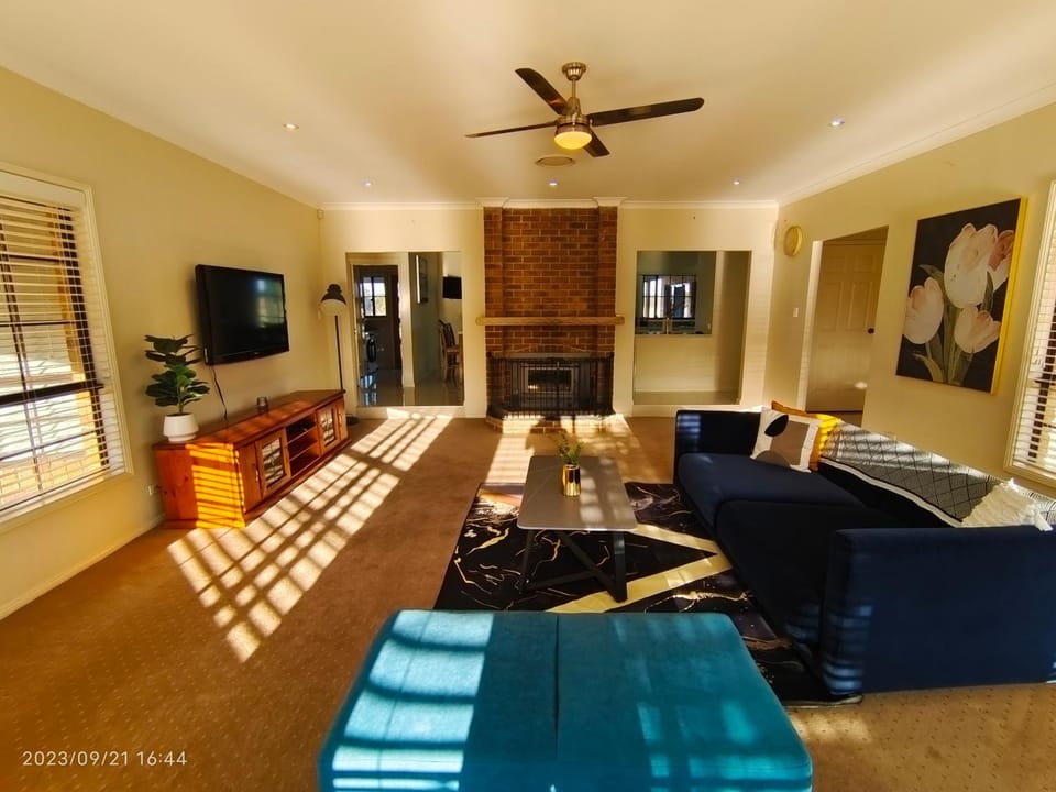 TV and multimedia, Living room