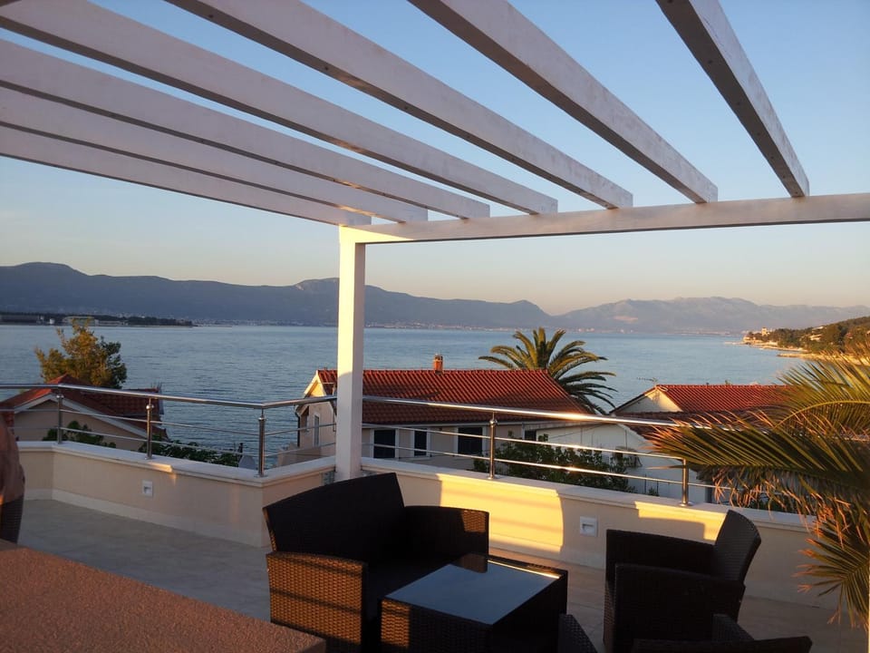 Summer, Sea view