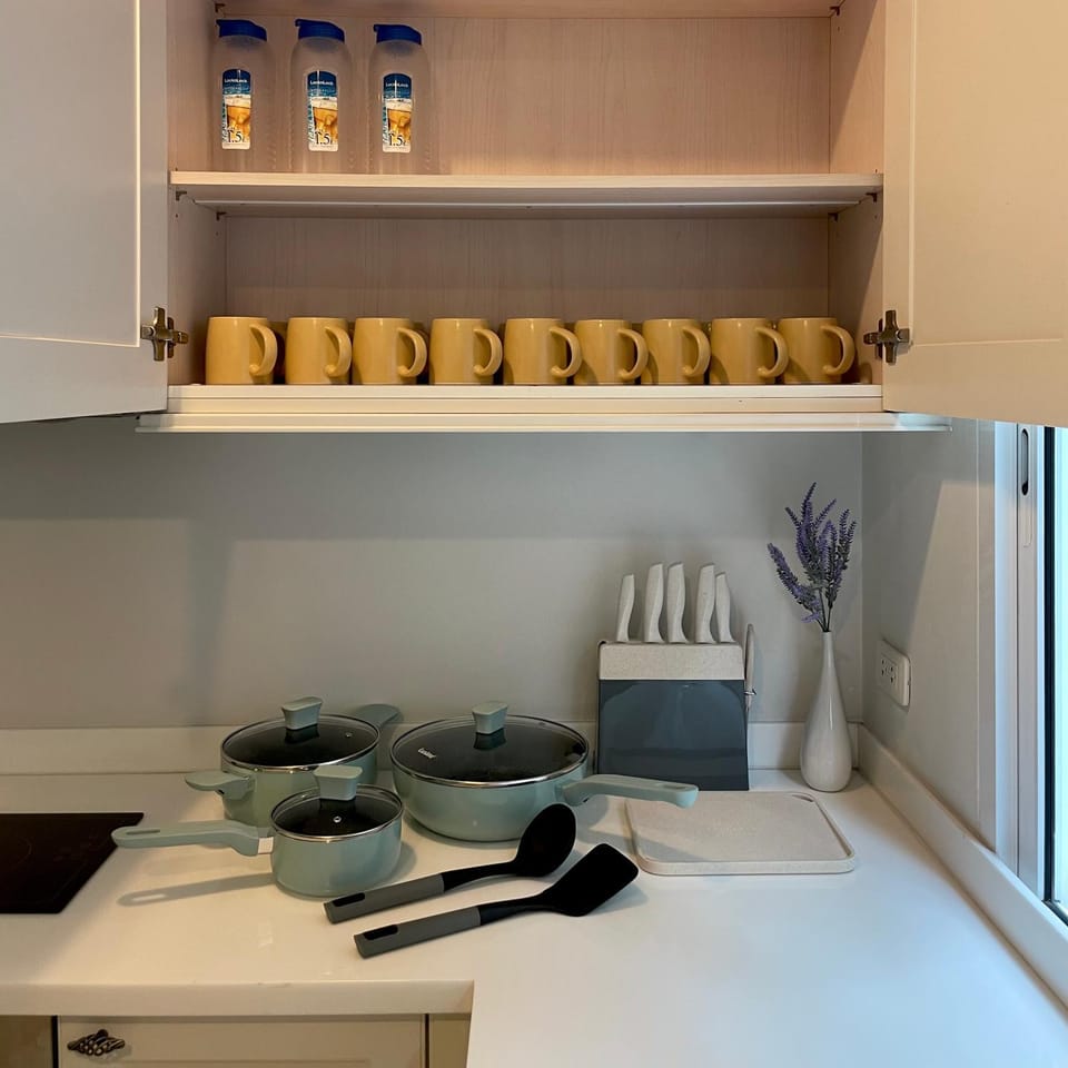Kitchen or kitchenette, kitchen, kitchen