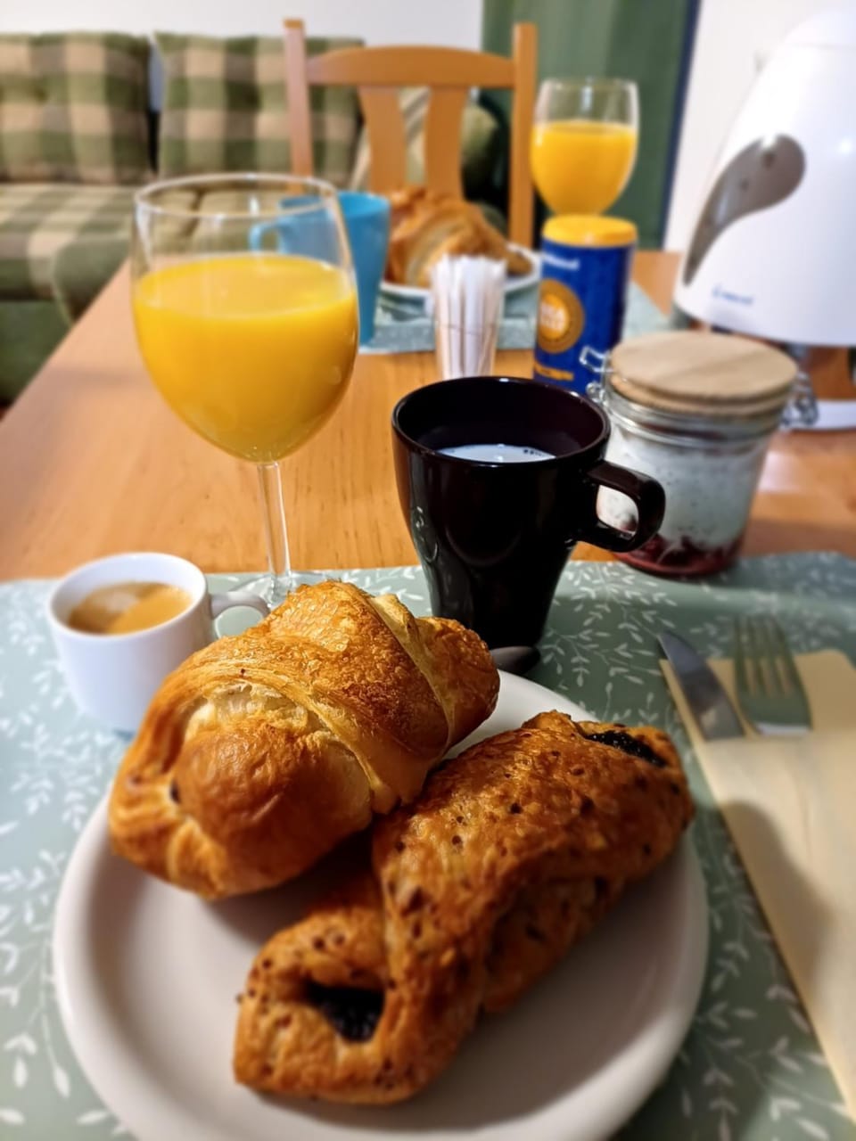 Dining area, Breakfast