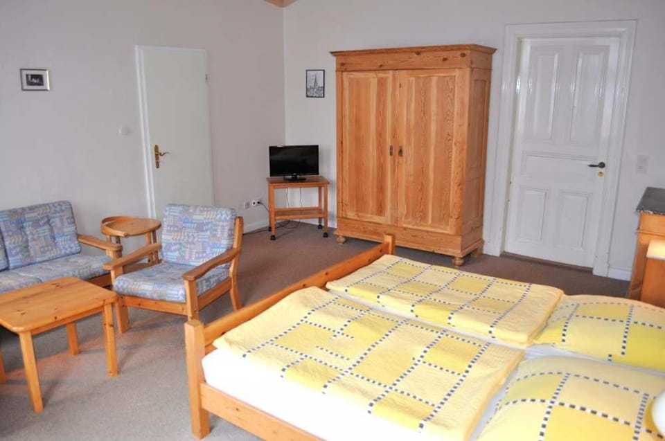 Hof Kröger Ferienwohnung Nr 03 Apartment in Lubeck