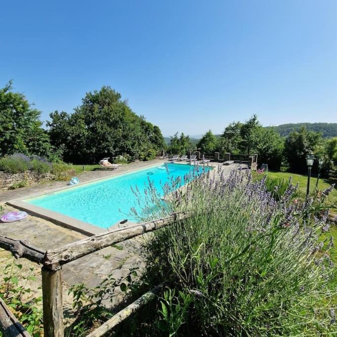 Borgo il cantuccio - Casa Simona con piscina condivisa House in Umbria