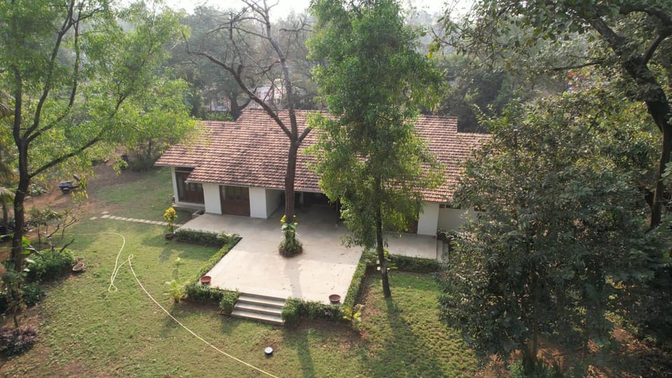 Property building, Natural landscape, Garden, Garden, Garden view