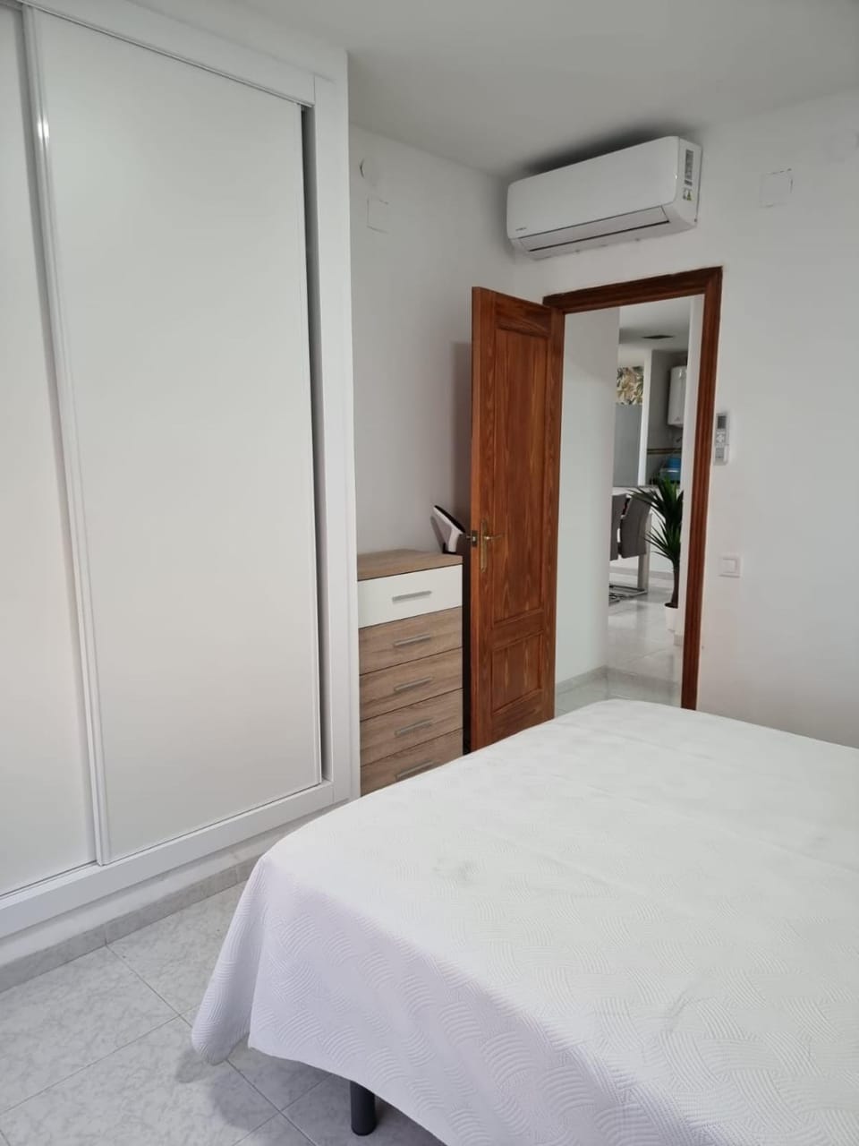 Bed, Bedroom, wardrobe
