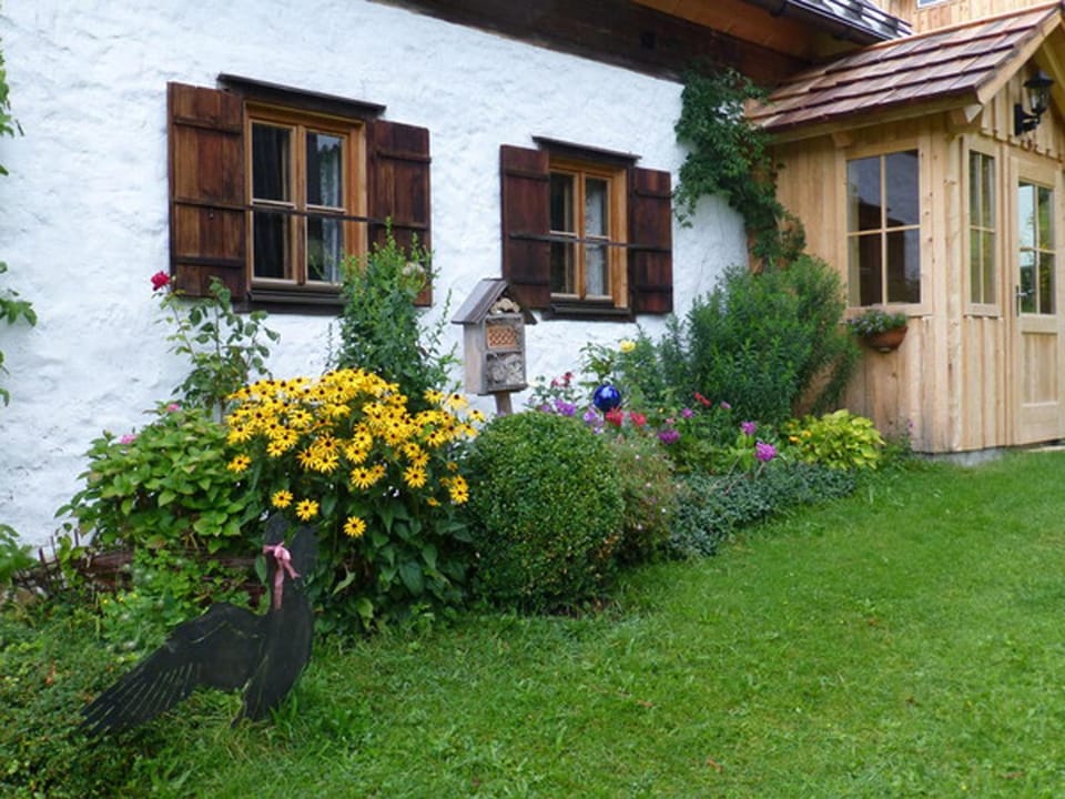 Facade/entrance, Summer