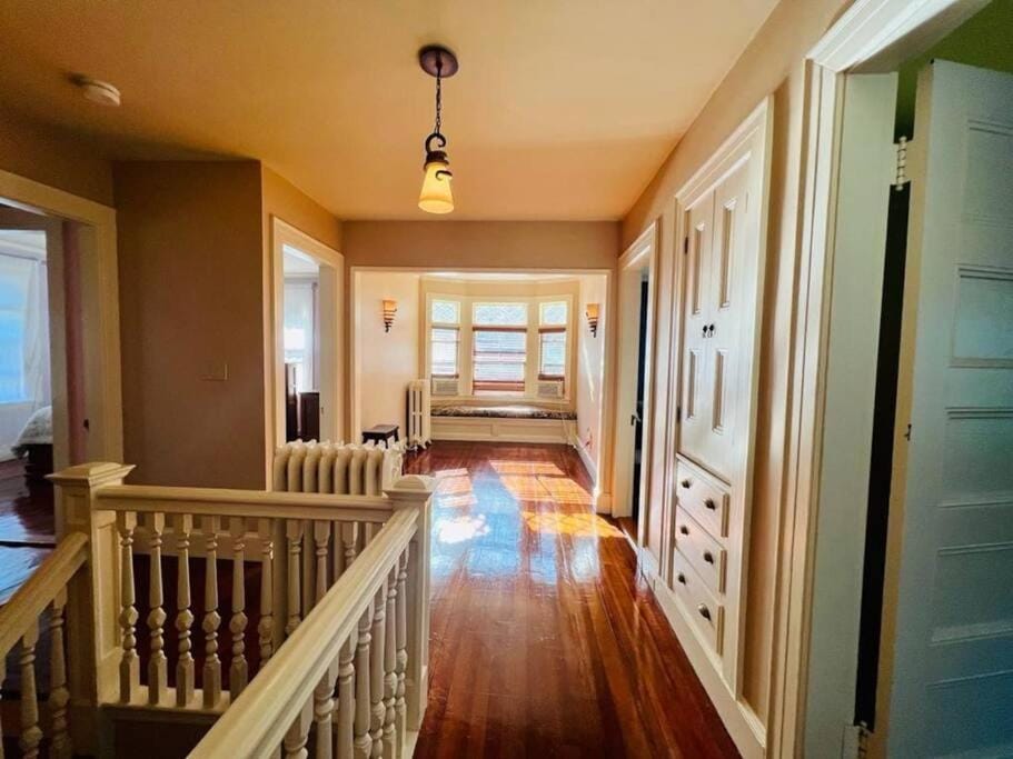 Experience Classic New England-walk to beach&shops House in Rockport