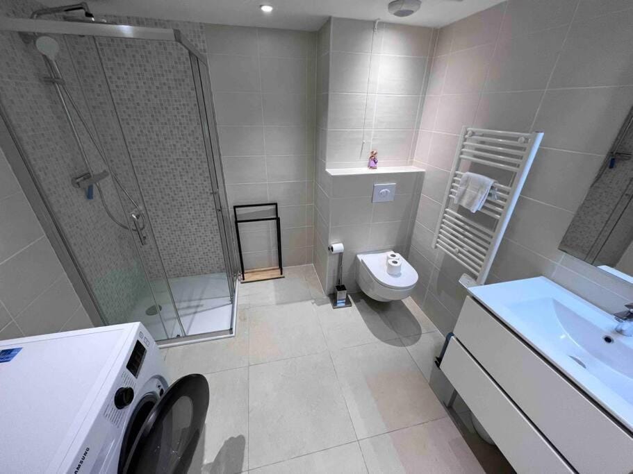 Le Cosy Corner : Apt 2 pers de standing + Terrasse Apartment in Antibes