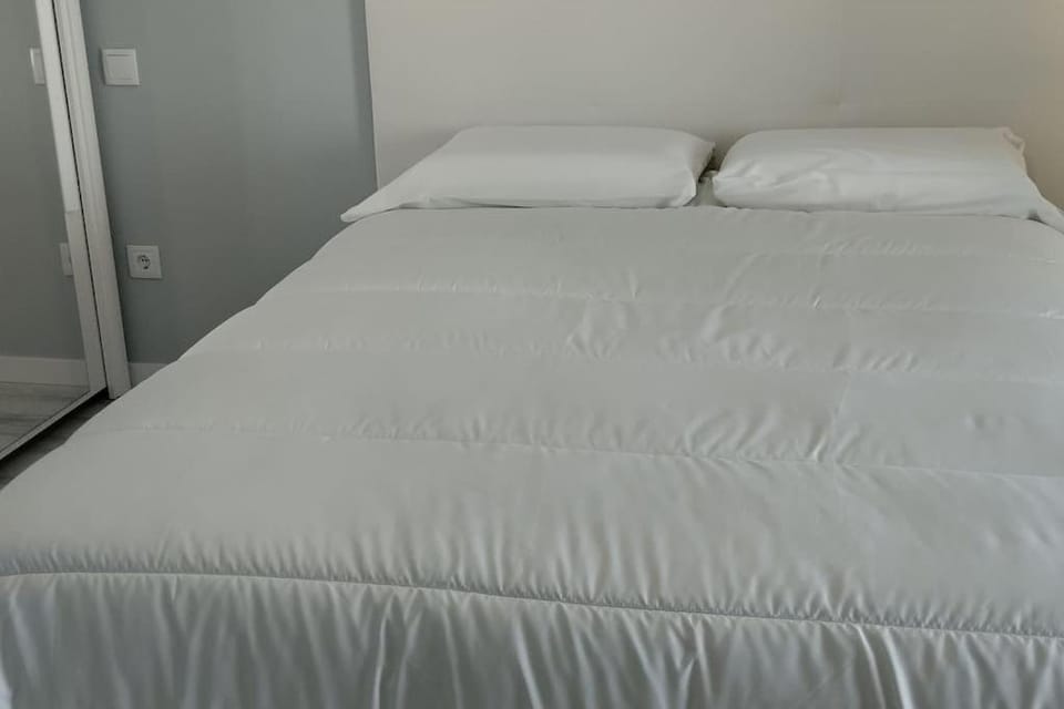 Apt. 'A Bicuda' by The Cliff Coast Accomodation Apartment in Madeira District