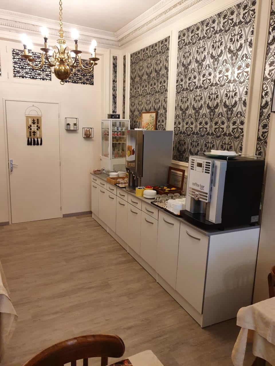 Hôtel Riviera Hotel in Auvergne-Rhône-Alpes