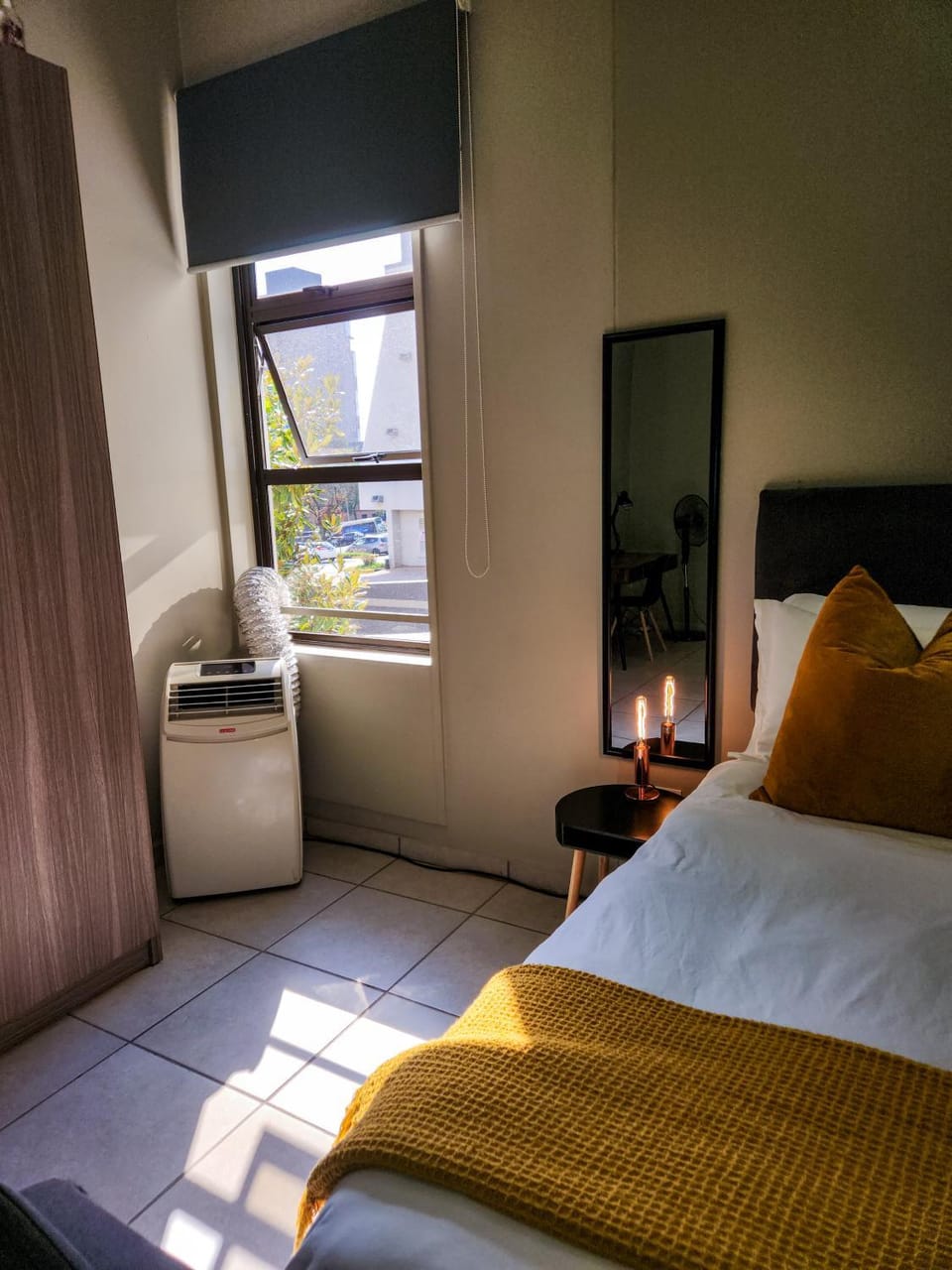 No Loadshedding Fast WiFi Lux Apartment Apartment in Johannesburg