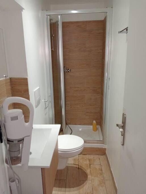 BudgetBnb studette a la moutonne Apartment in Hyères