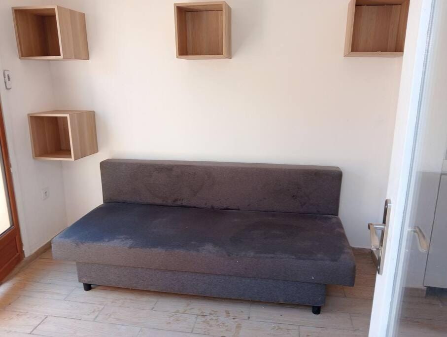 BudgetBnb studette a la moutonne Apartment in Hyères