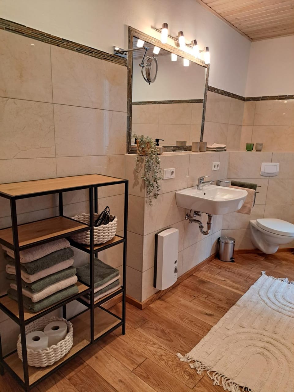 Toilet, Bathroom, Bath