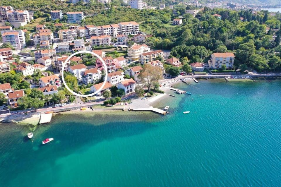 Property building, Bird's eye view, Sea view