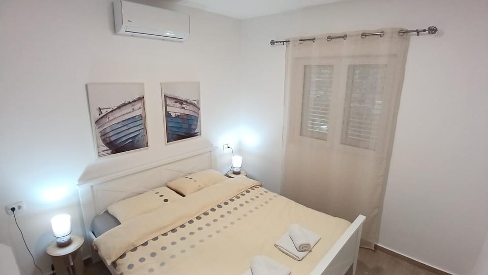 Apartments Tiha noć Kotor Apartment in Dobrota