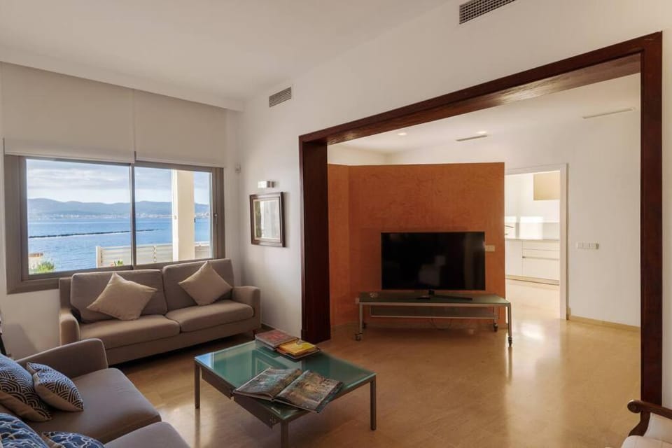 Las Rocas Beach-Ciutat Jardi Playa Villa in Palma