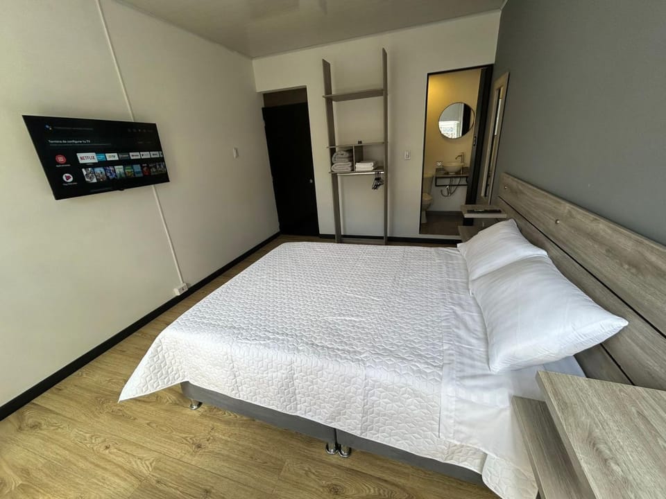 TV and multimedia, Bedroom