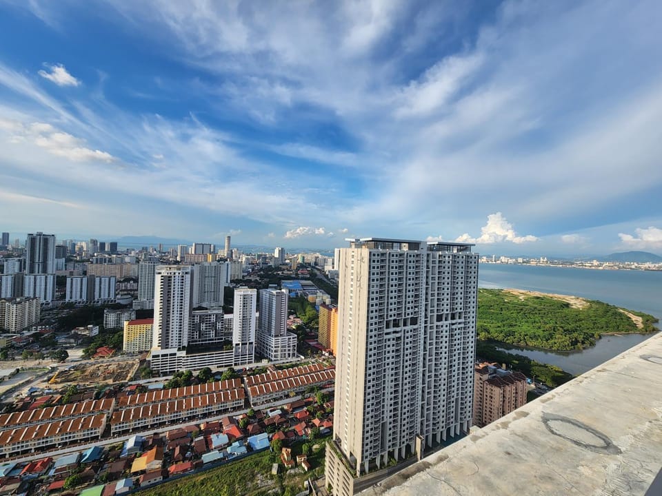 Property building, Day, Bird's eye view, City view, Sea view