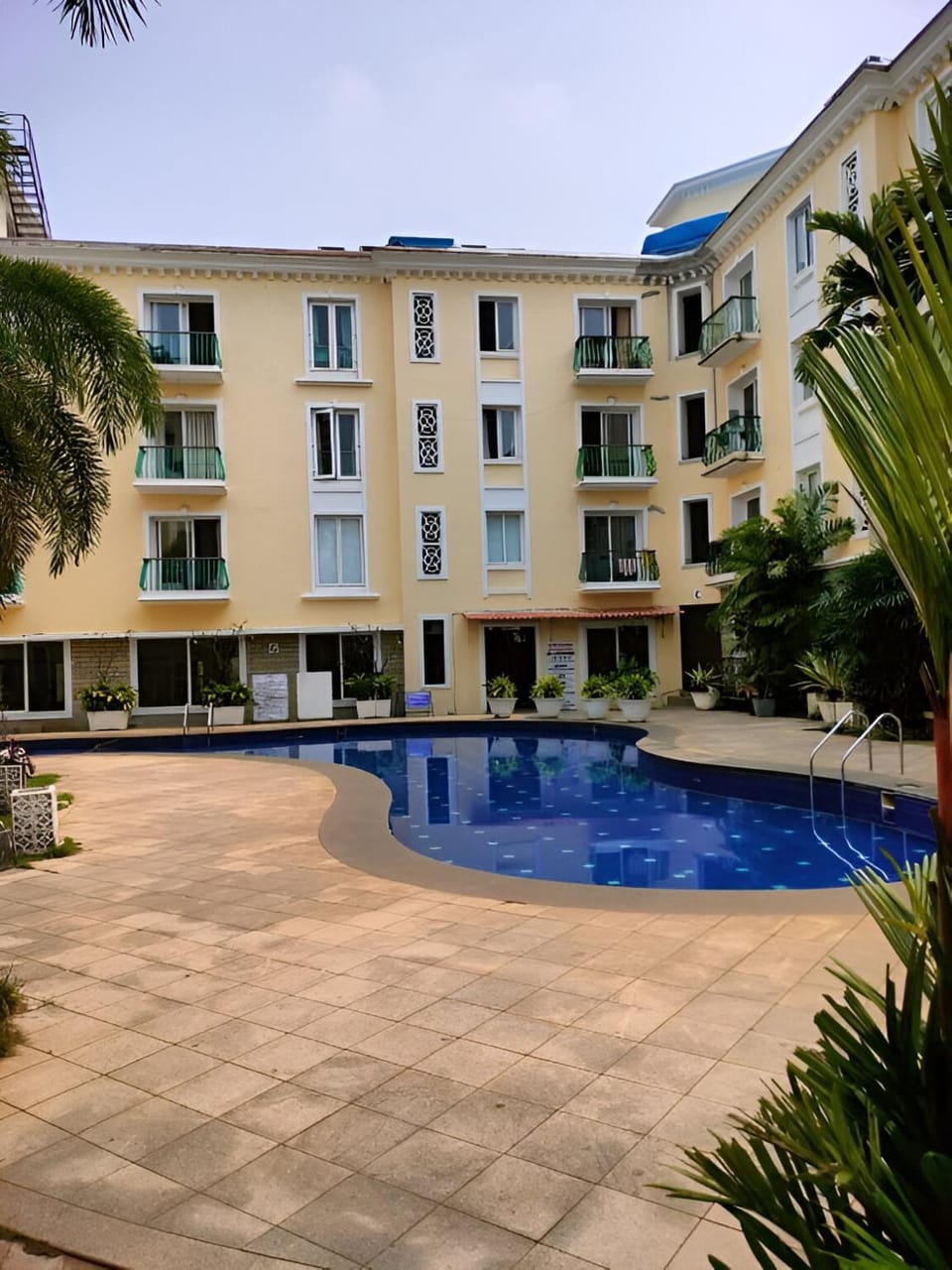 Property building, Swimming pool