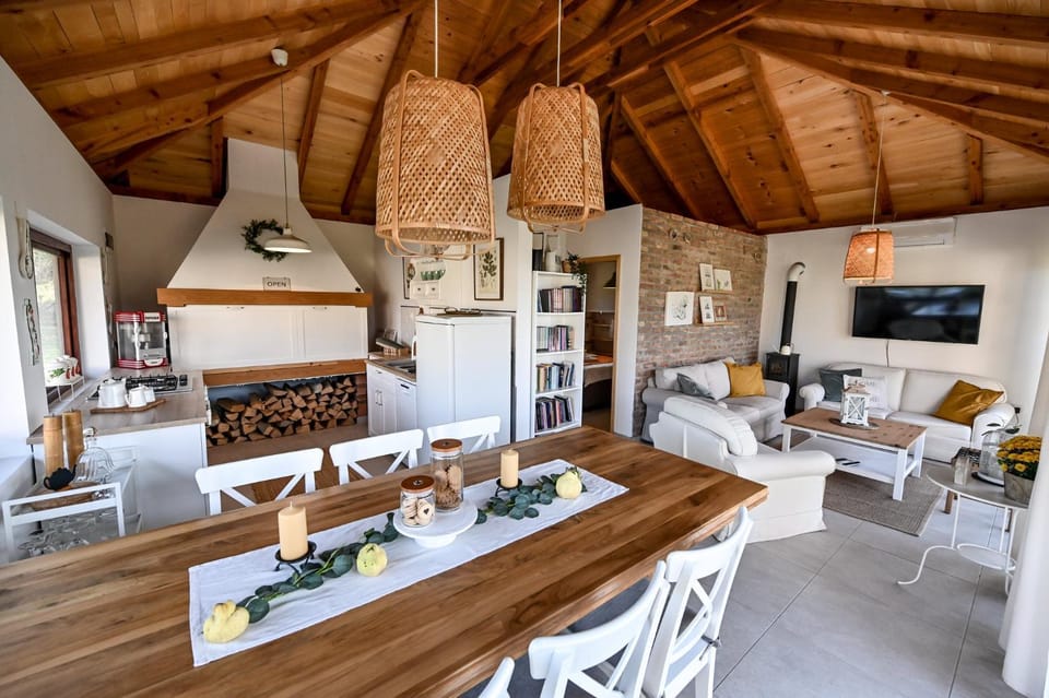 Kitchen or kitchenette, Living room, Dining area