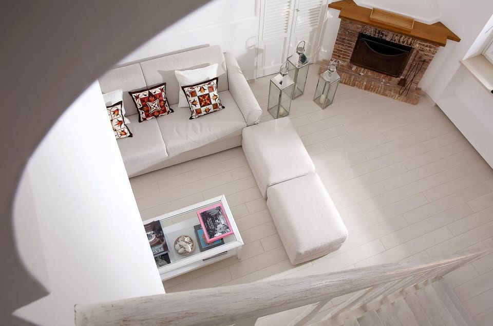 Living room, Decorative detail