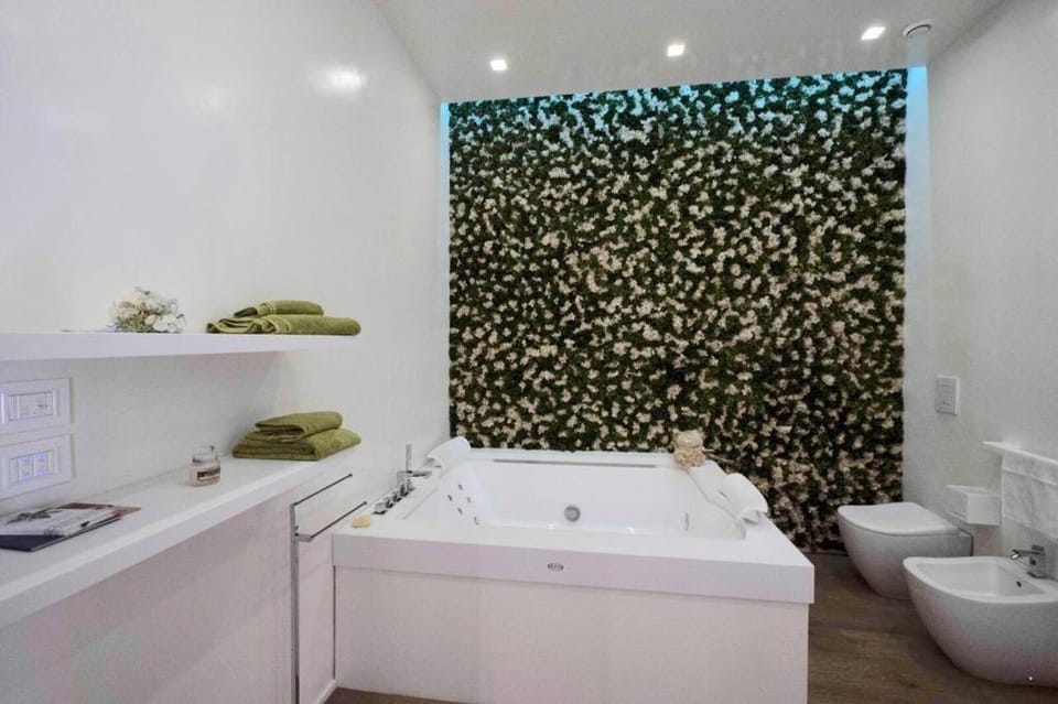 Toilet, Bathroom, Bath