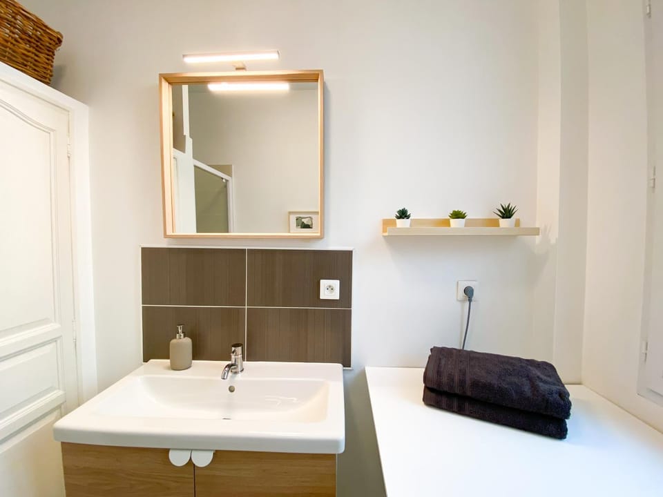 Le Cocon Citadin, Terrasse couverte, Gare Wifi Apartment in Vernon