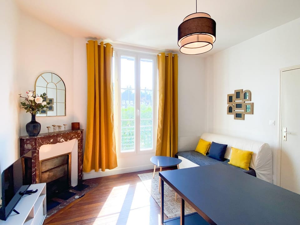 Le Cocon Citadin, Terrasse couverte, Gare Wifi Apartment in Vernon