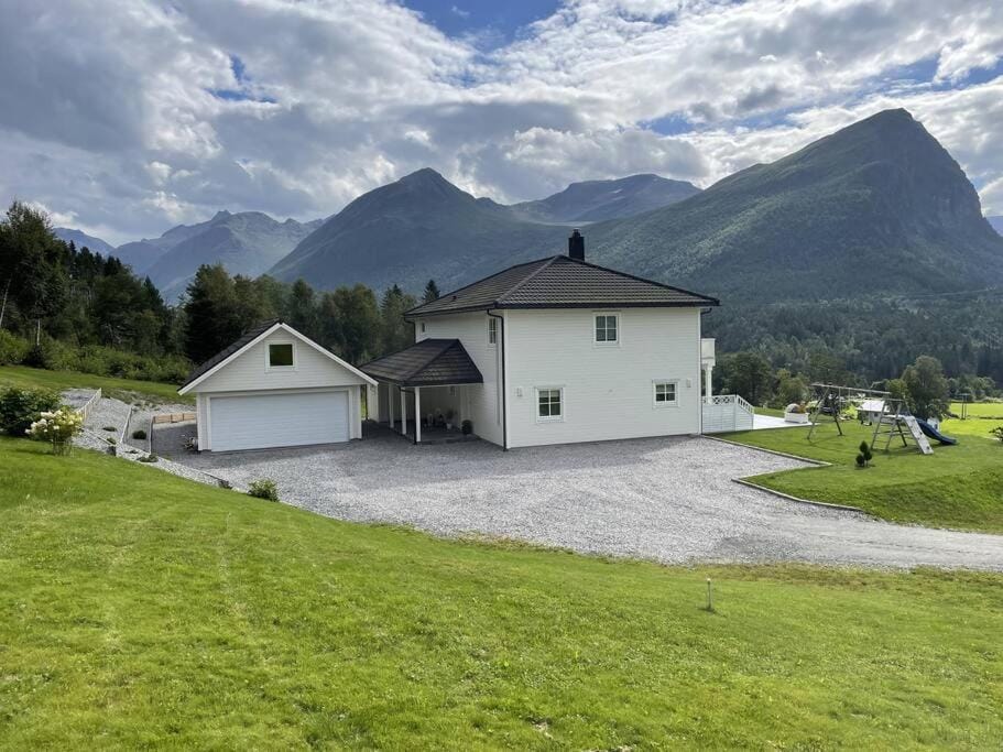 Villa i Isfjorden! Villa in Trondelag