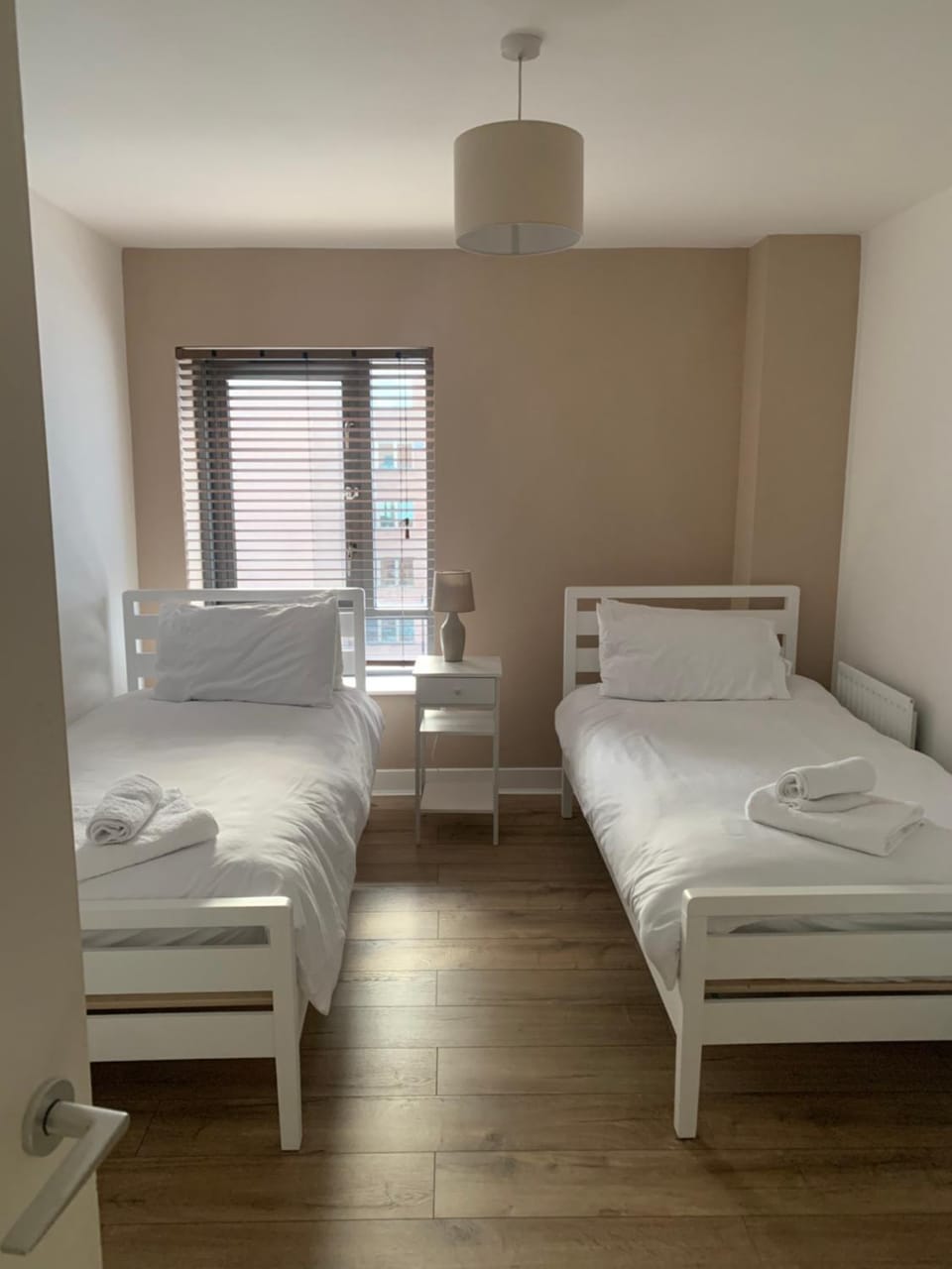 Best Location in Belfast! Free parking Apartment in Belfast