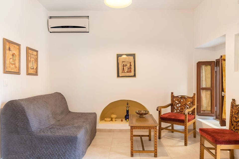 Living room, air conditioner