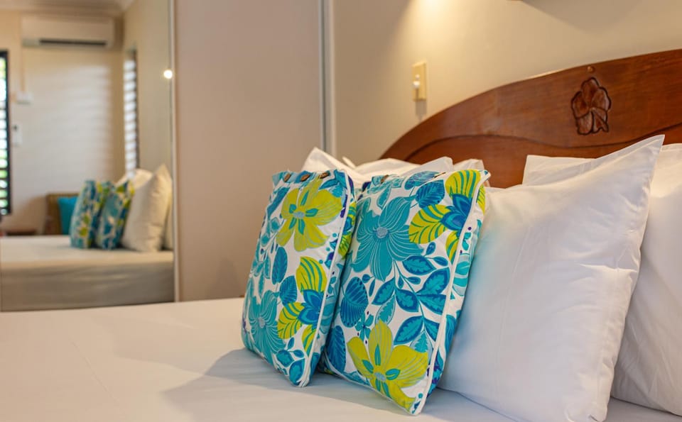 Hibiscus 52 - Fabulous Location 3 minutes walk to beach and Macrossan St Apartment in Port Douglas