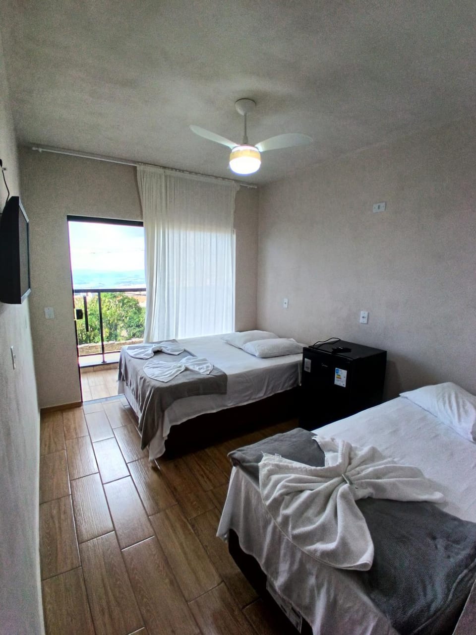 Suíte 03 com Varanda - Avenida Hospedagem Apartment in State of São Paulo