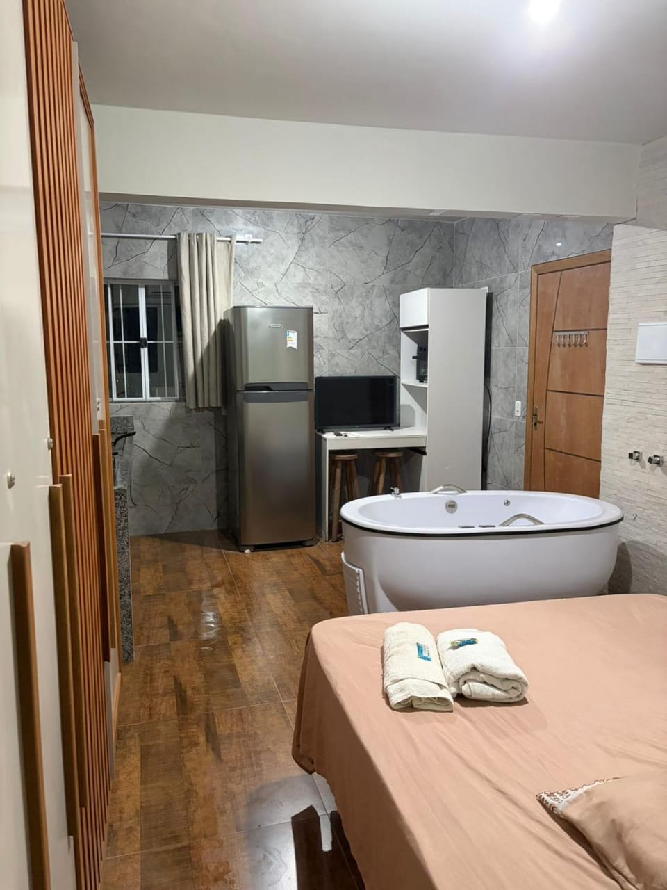 Flat 05 com 2 quartos - Avenida Hospedagem Apartment in State of São Paulo