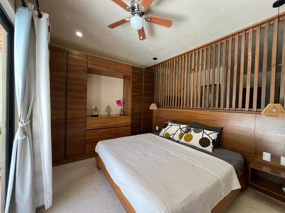 Bed, Photo of the whole room, Bedroom, wardrobe