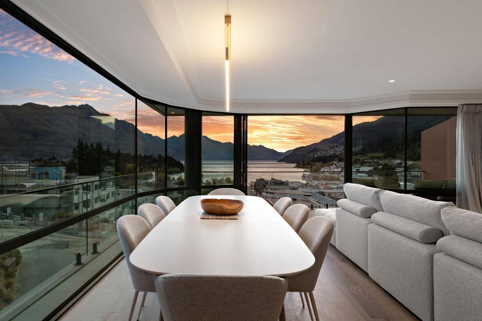 Natural landscape, Living room, Seating area, Dining area, Lake view, Mountain view