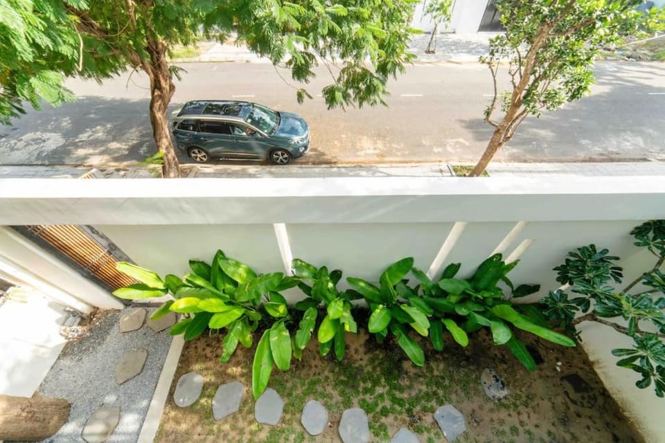 Villa Hero 5 bed roooms near beach, luxury swimming pool Villa in Da Nang