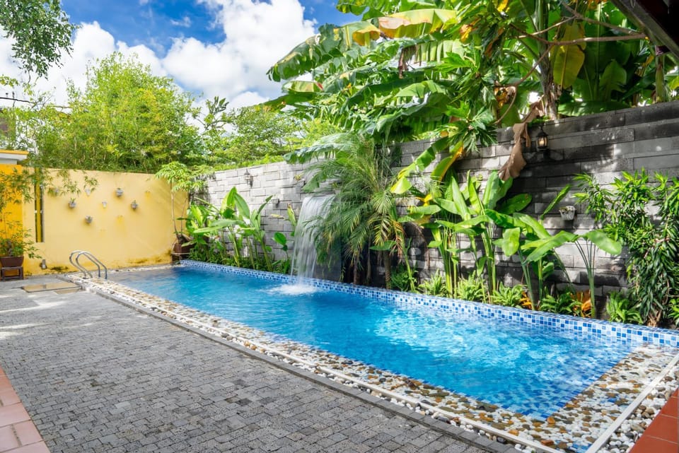 Villa Hero 5 bed roooms near beach, luxury swimming pool Villa in Da Nang
