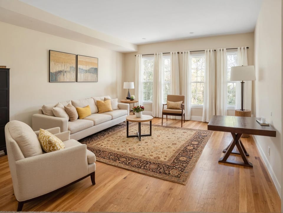 Living room, Seating area
