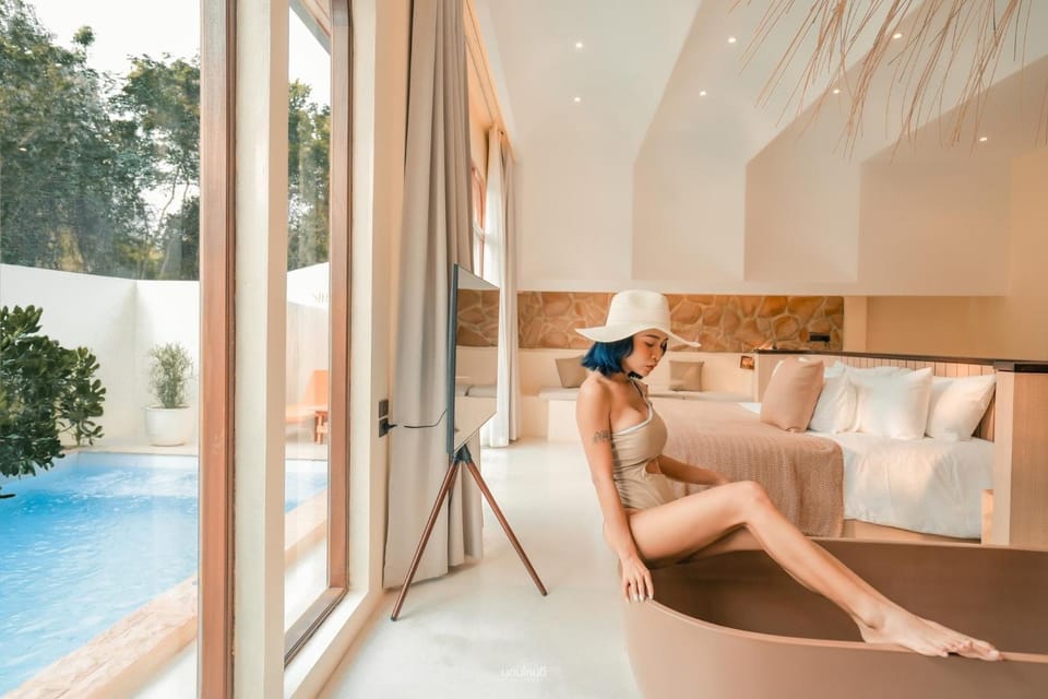 SIRAVA Kohlarn - สิราวา เกาะล้าน Resort in Chon Buri Changwat
