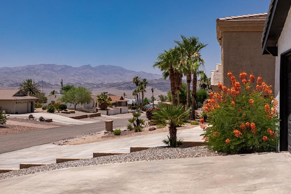 Havasu Viejo - Pool, Spa, Game Room, Fire Pit Apartment in Lake Havasu City
