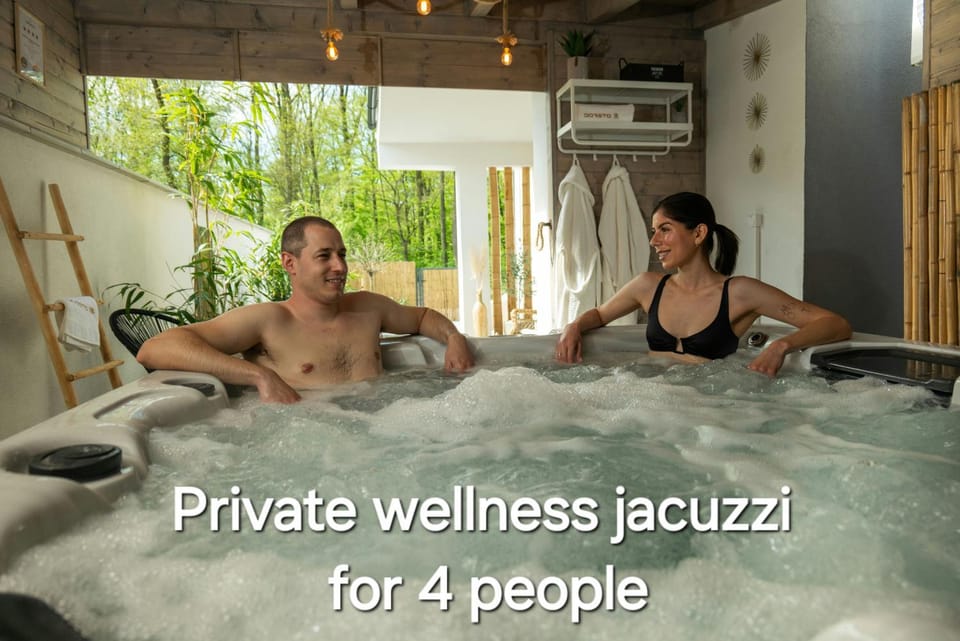 Hot Tub, Spa and wellness centre/facilities, Guests