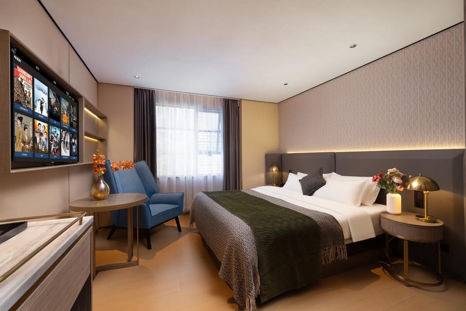Bed, Bedroom
