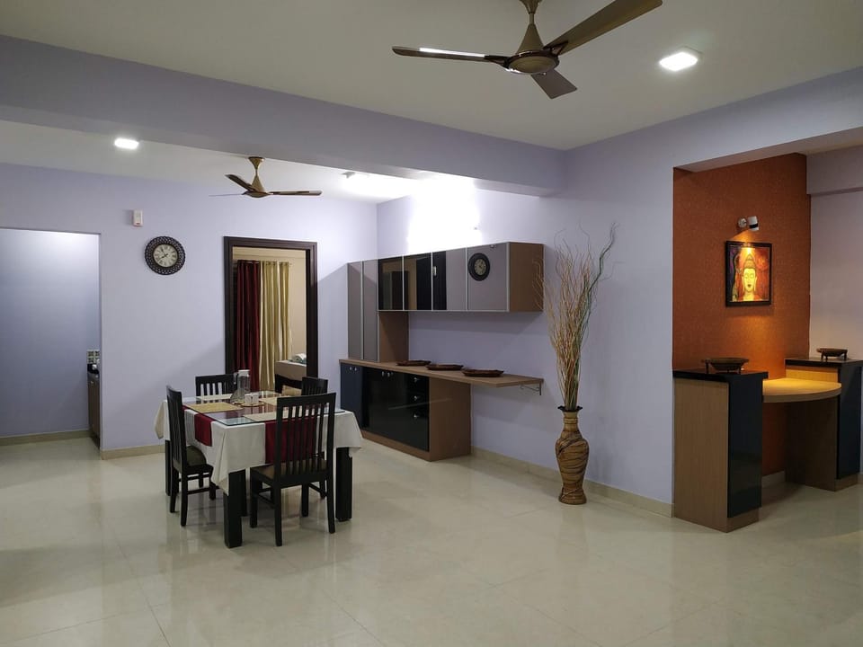 3Bhk Service Apartment with Kitchen Manyata tech Park Hebbal Apartment in Bengaluru
