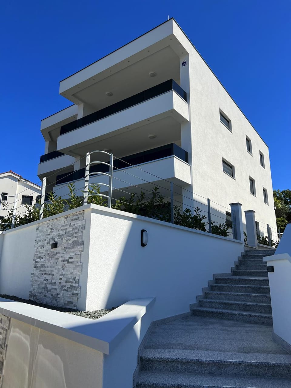 Property building, Balcony/Terrace