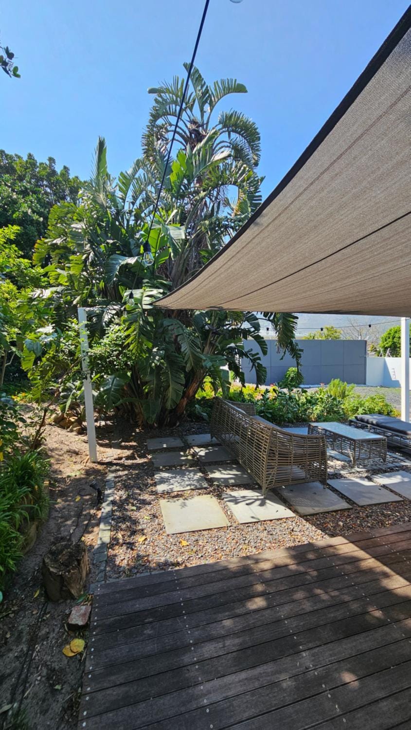 Spacious Family Home with Wood Fired Hot Tub House in Cape Town